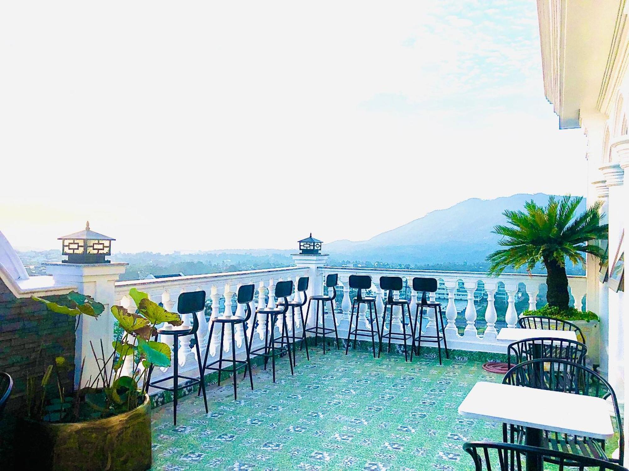 Hotel Hoa NáNg Bảo Lộc Esterno foto