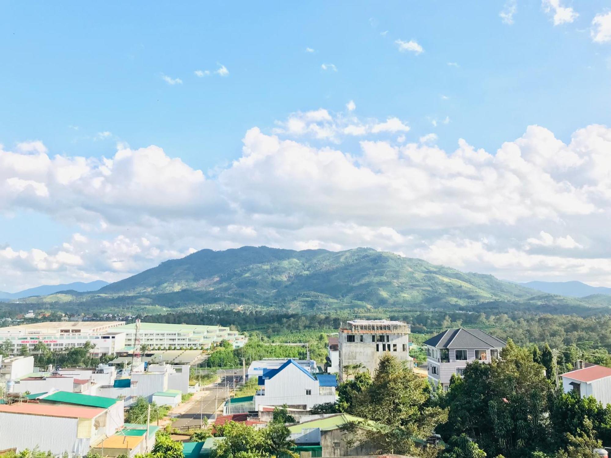Hotel Hoa NáNg Bảo Lộc Esterno foto