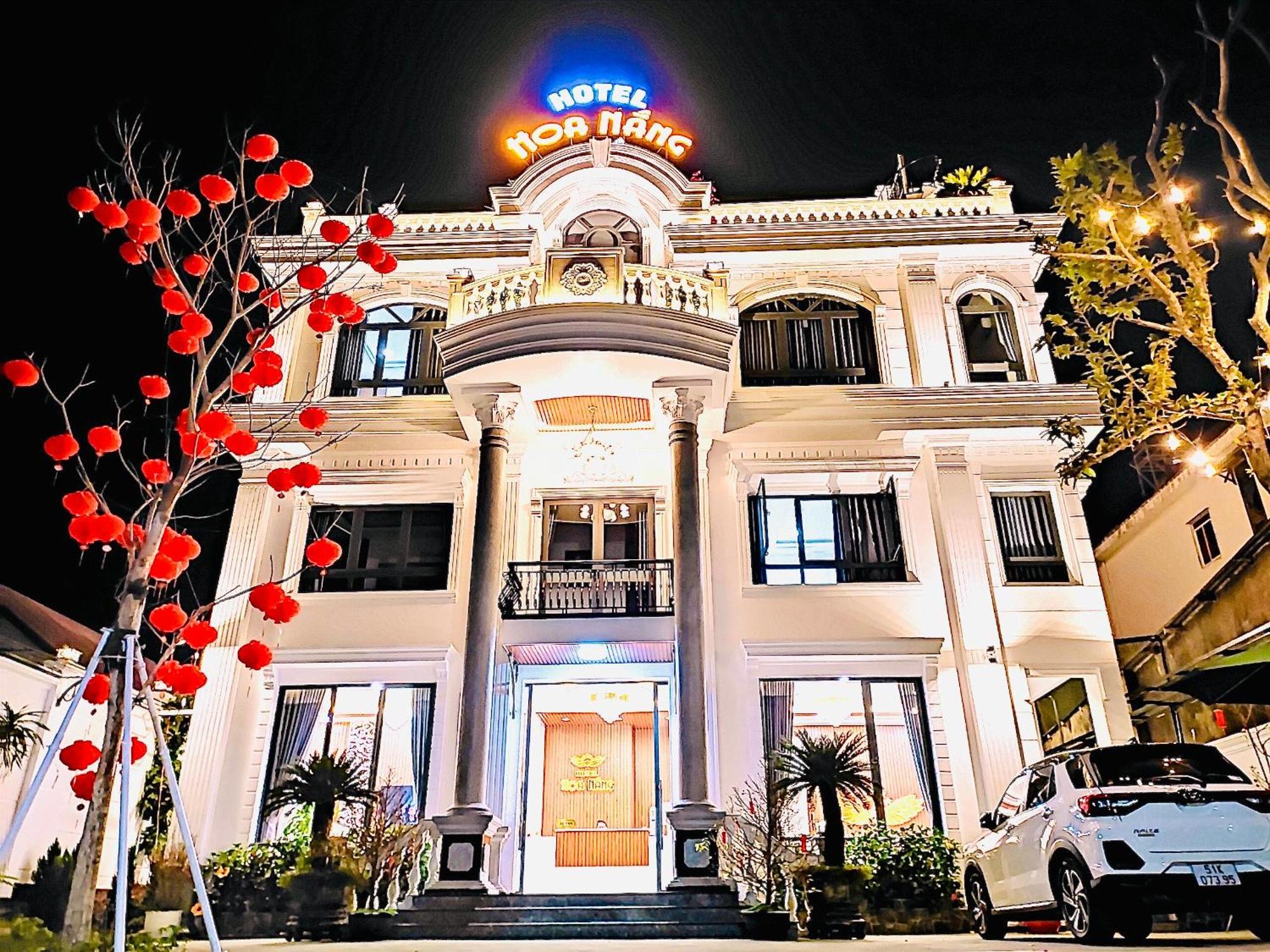 Hotel Hoa NáNg Bảo Lộc Esterno foto