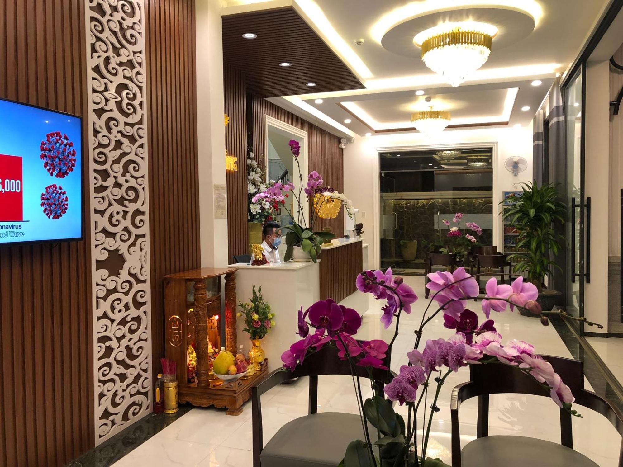 Hotel Hoa NáNg Bảo Lộc Esterno foto